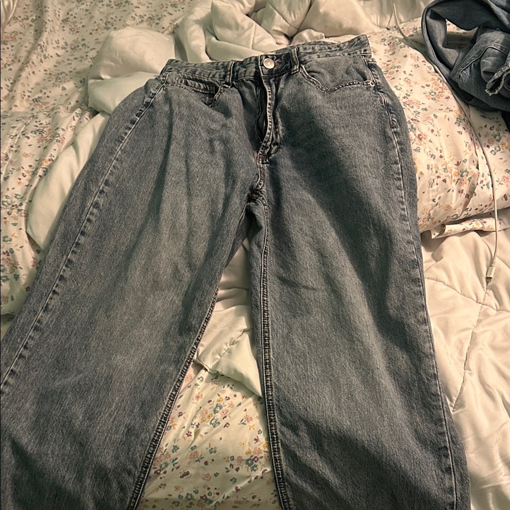 Stylish Gray Women's Flare Jeans